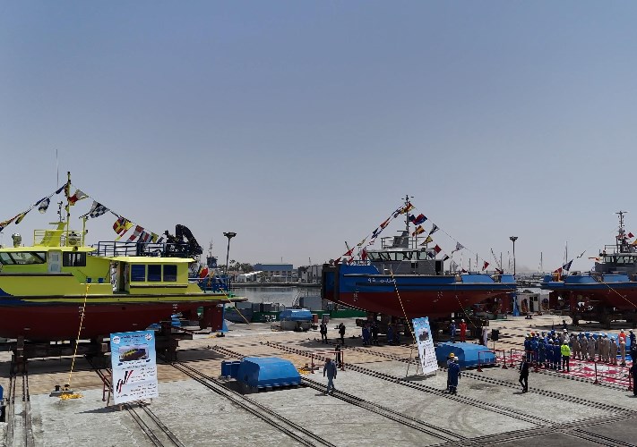 تدشين قاطرات بحرية جديدة بشركة التمساح لبناء السفن ضمن استراتيجية توطين الصناعة