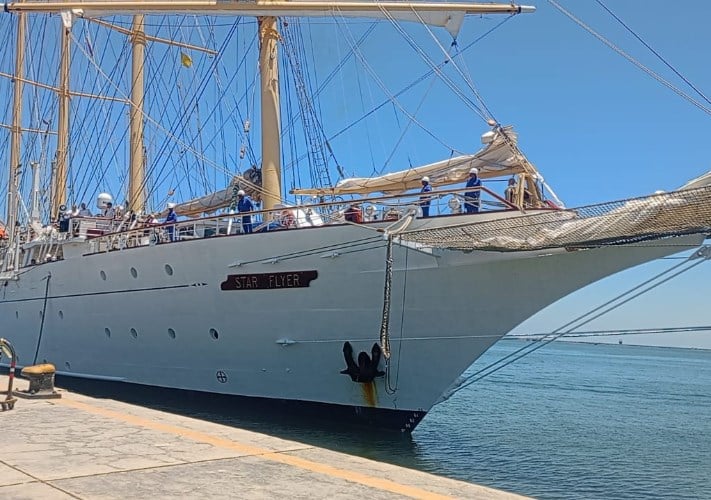 ميناء غرب بورسعيد السياحي يستقبل السفينة الشراعية STAR FLYER ضمن جولات السياحة البحرية