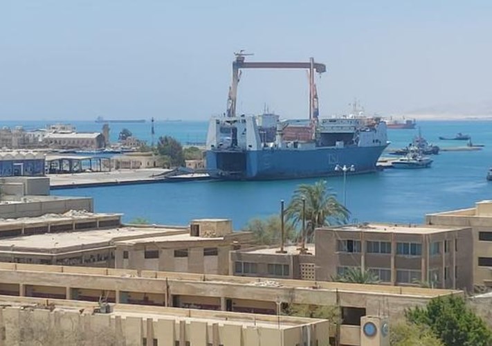تداول 18 ألف طن بضائع و950 شاحنة في موانئ البحر الأحمر بين وارد وصادر