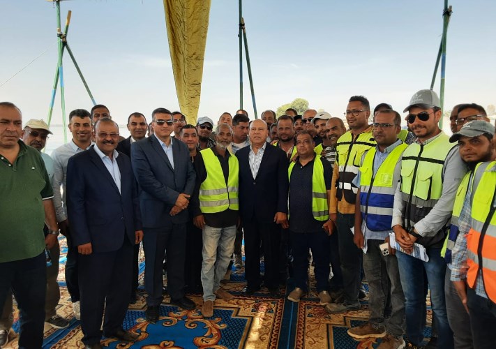 وزير النقل يشهد التشغيل التجريبي لميناء دندرة النهري في قنا بطول 250 مترًا