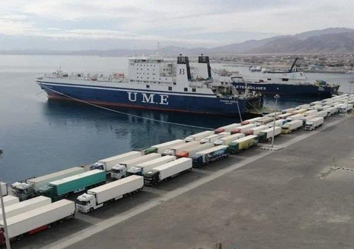 موانئ البحر الأحمر: تداول 22 ألف طن بضائع و1100 شاحنة في حركة تجارية نشطة