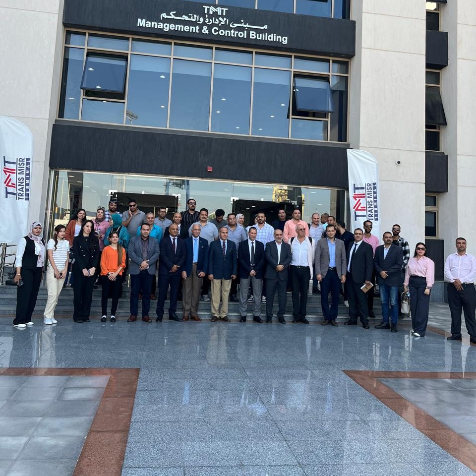 تعزيز التعاون اللوجستي والجمركي: وفد من رجال أعمال إسكندرية يزور ميناء الإسكندرية