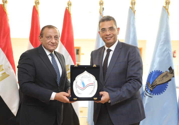 خطة تطوير ميناء سفاجا البحري: أرصفة جديدة ورافع سفن لتعزيز التجارة والخدمات اللوجستية