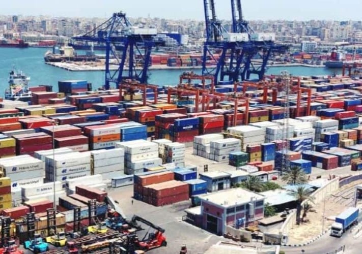 ميناء الإسكندرية: انتظام الملاحة والتداول واستقبال 32 سفينة خلال 24 ساعة