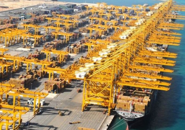 تراجع قياسي لميناء جبل علي.. الإمارات تعيد رسم خريطة الملاحة الإقليمية بعد أزمة هرمز