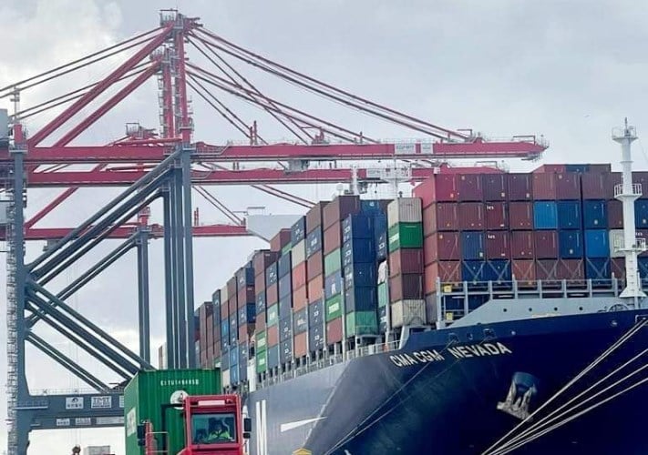 ميرسك تُطلق خدمة بحرية جديدة تربط طنجة المتوسط بموانئ الإسكندرية وبورسعيد