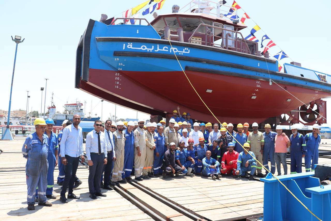 إطلاق القاطرة الجديدة 'تيم عزيمة1' لخدمة أعمال البترول بالبحر الأحمر